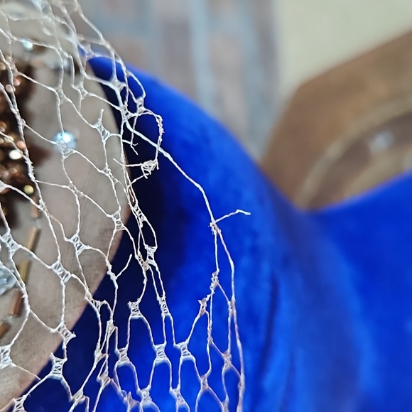 Vintage Patrice beaded mini hat fascinator from the 1940s or 1950s - Picture 9 of 9